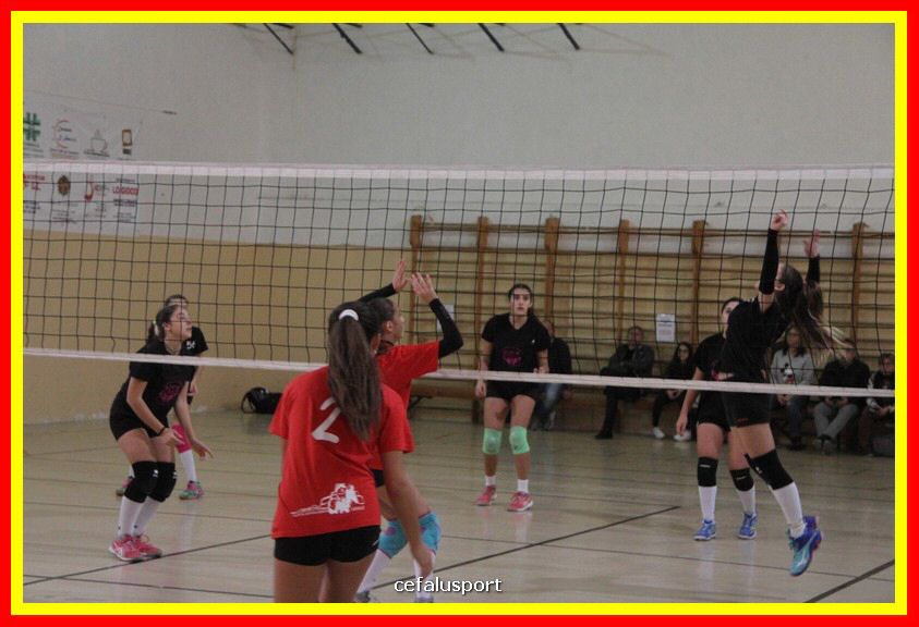 181121 volley 043_tn.JPG